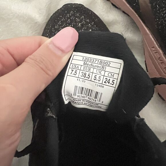 Brooks Revel 4 Sneakers Womens Size 7.5 Black Rose Gold Running Gym Energize - Picture 9 of 9